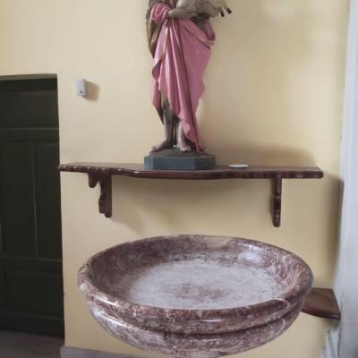 053 Fonte Battesismale Realizzata Con Marmo Rosa Di San Marco D Alunzio